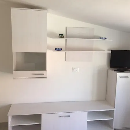 아파트 Via Galileo 7 *
