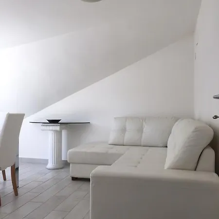 Via Galileo 7 Apartmán